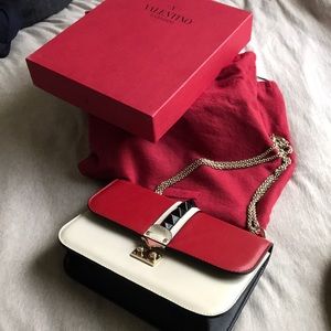 Valentino medium lock bag